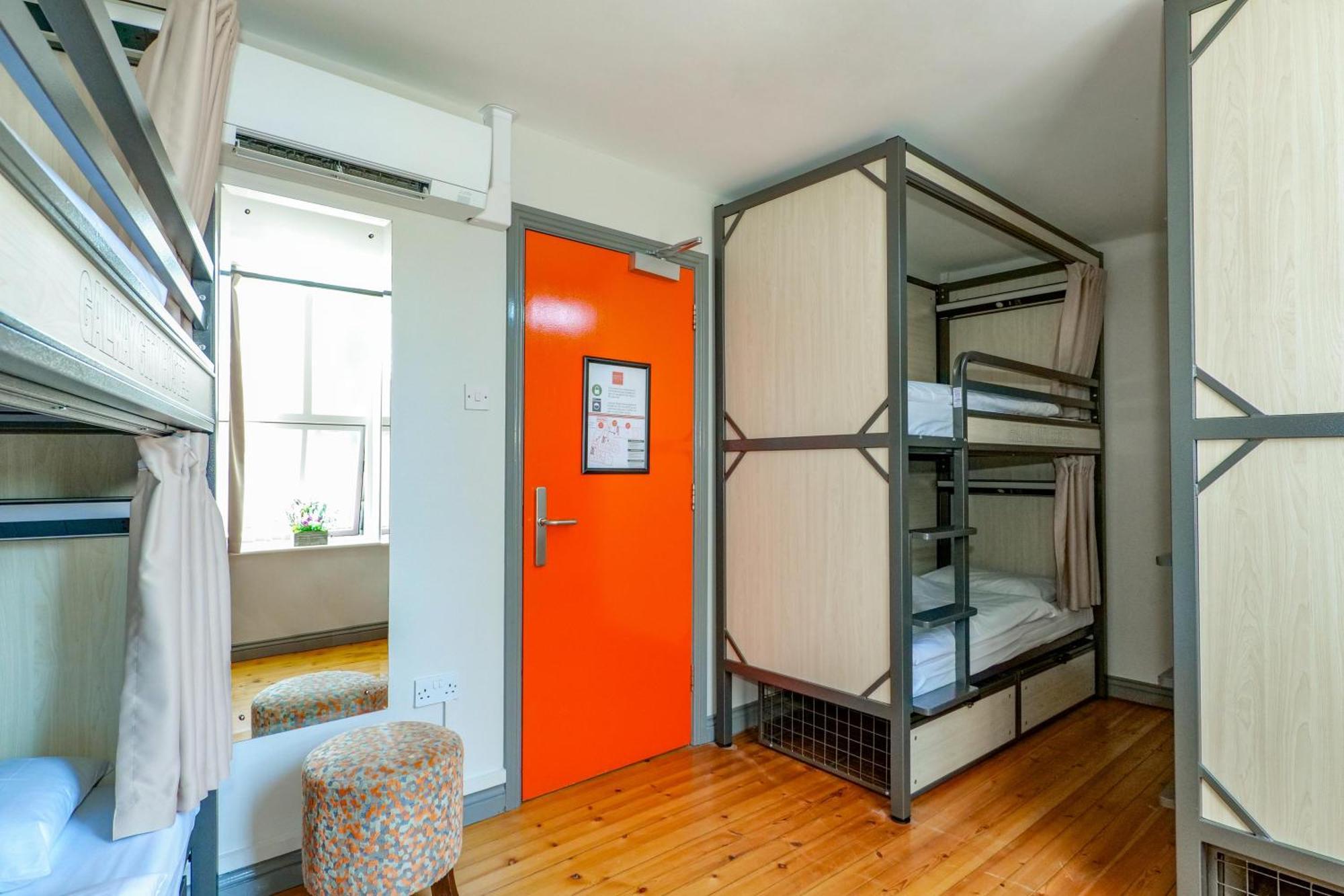 4 Bed Private Room